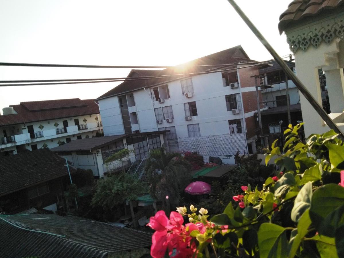 Northlands House Hotel Chiang Mai Exterior photo